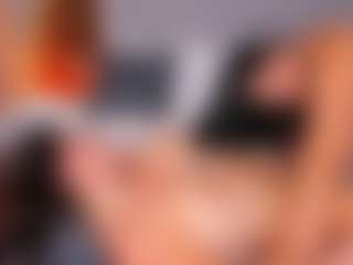 Emperatriz y Linsey's Live Sex Cam Show
