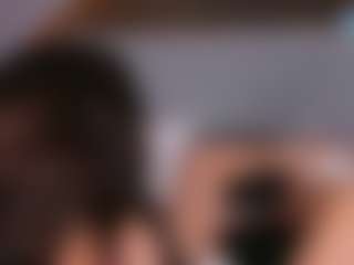 Emperatriz y Linsey's Live Sex Cam Show