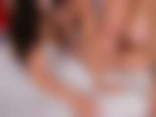 Emperatriz y Linsey's Live Sex Cam Show