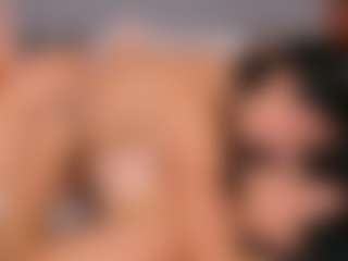 Emperatriz y Linsey's Live Sex Cam Show