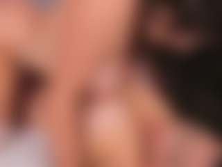 Emperatriz y Linsey's Live Sex Cam Show