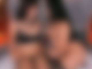 Emperatriz y Linsey's Live Sex Cam Show