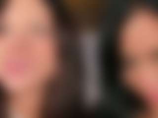 Emperatriz y Linsey's Live Sex Cam Show