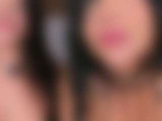 Emperatriz y Linsey's Live Sex Cam Show