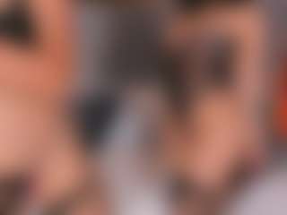 Emperatriz y Linsey's Live Sex Cam Show