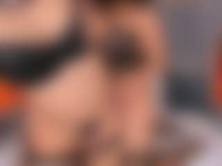 Emperatriz y Linsey's Live Sex Cam Show