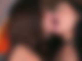 Emperatriz y Linsey's Live Sex Cam Show