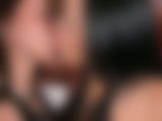 Emperatriz y Linsey's Live Sex Cam Show