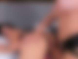 Emperatriz y Linsey's Live Sex Cam Show