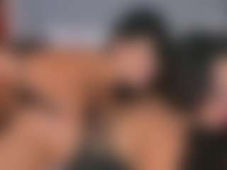 Emperatriz y Linsey's Live Sex Cam Show