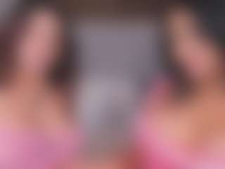 Emperatriz y Linsey's Live Sex Cam Show