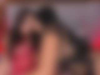 Emperatriz y Linsey's Live Sex Cam Show