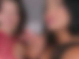 Emperatriz y Linsey's Live Sex Cam Show