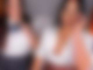Emperatriz y Linsey's Live Sex Cam Show