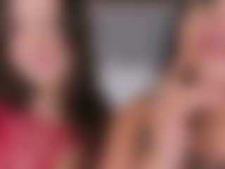 Emperatriz y Linsey's Live Sex Cam Show