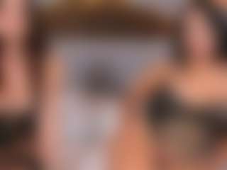 Emperatriz y Linsey's Live Sex Cam Show