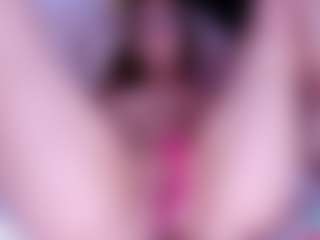 Live cam show with NicoleBlake - Blonde Hair on googirlz