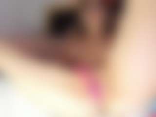 Live cam show with NicoleBlake - Bedroom on livesuperchat.net