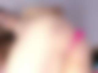 Live cam show with NicoleBlake - Blonde Hair on 1on1-livenow