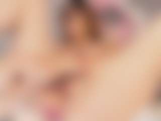 Live cam show with NicoleBlake - Smoking on SquirtSoMuch