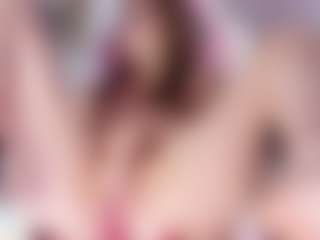 Live cam show with NicoleBlake - Blonde Hair on live18s.com