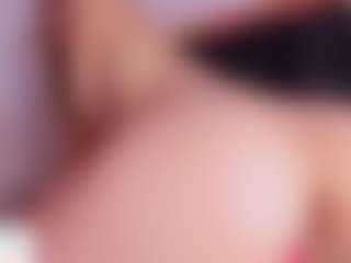 Live cam show with NicoleBlake - Thin on Strip Flash - Live Sex Shows