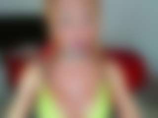 Live cam show with Alexandra-Sexx - Tease on live.xheat.ai