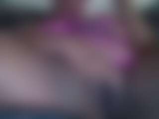 JuicyRackz's Live Sex Cam Show