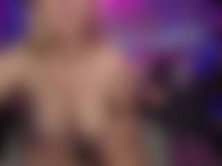 LucyAllen4201's Live Sex Cam Show