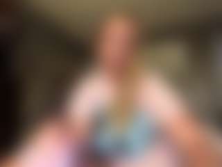 LucyAllen4201's Live Sex Cam Show