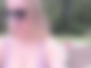 LucyAllen4201's Live Sex Cam Show