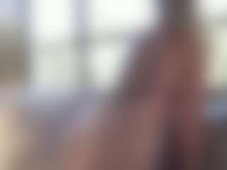 Live cam show with LucyAllen4201 - Wife on SxyPornLive