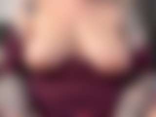 Live cam show with Pumpkin - Cock Rating on livesuperchat.net