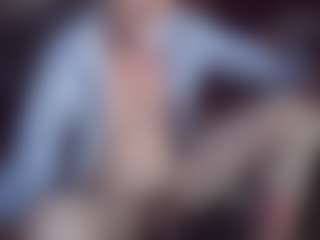 MarcbcnxXx and LiaSweet's Live Sex Cam Show