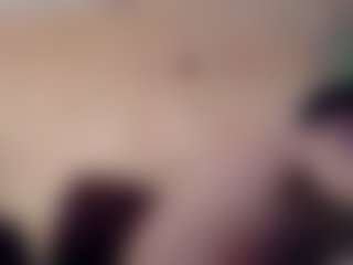 Live-sekscamshow van MarcbcnxXx and LiaSweet