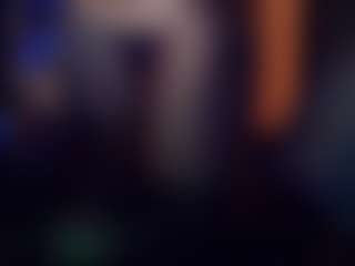 MarcbcnxXx and LiaSweet's Live Sex Cam Show