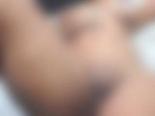 Live cam show with choco-milf - Handjob on Camsoda