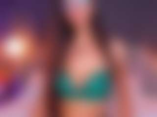Live cam show with NicolleStark - Thong on alttransgirls