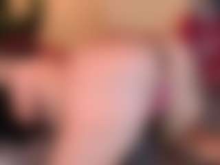 Live cam show with Marcela Davila - Bedroom on SpunkLive