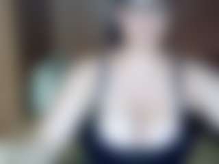 Live cam show with AdeAde - Master on CamSextacy