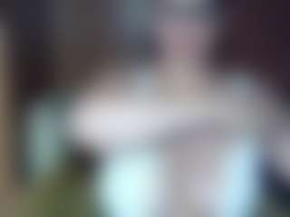Live cam show with AdeAde - Blow on friskycurves.com