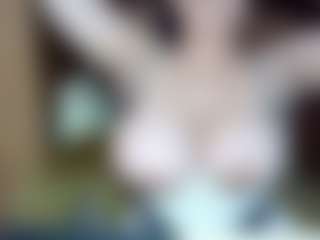 AdeAde's Live Sex Cam Show
