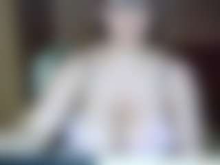 Live cam show with AdeAde - Brown Hair MILF on Dolls Live