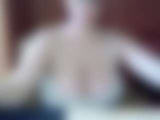 Live cam show with AdeAde - Dildo Brown Hair on TottyGirls
