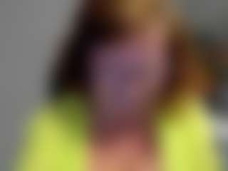 Live cam show with flirtyADELE - Granny Dildo on sexylivex.com