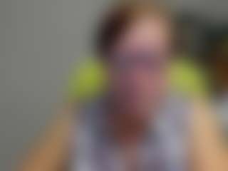 Live cam show with flirtyADELE - Spy Granny on anonymated.com