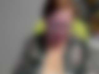 Live-camshow met flirtyADELE - Thong op Camsoda