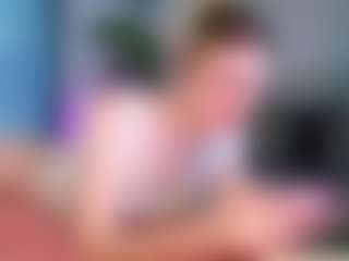 Live cam show with inchcaser - Small Tits on Camsoda