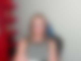 ZoeXox's Live Sex Cam Show