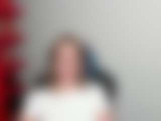ZoeXox's Live Sex Cam Show